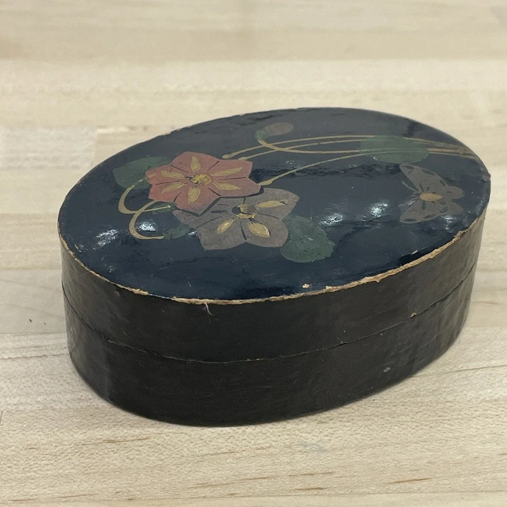 Vtg Trinket Box Paper Mache Hand Painted Lacquered Butterfly Floral‎ Oval Lid